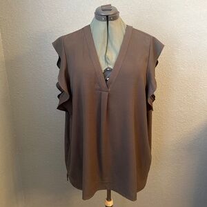 Halogen Ruffled sleeve top